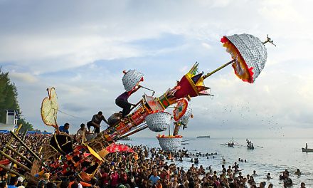 Tradisi Unik Dari Berbagai Daerah Di Indonesia