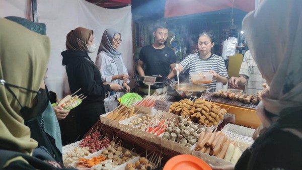 Street Food Dan Kuliner Lokal: Eksplorasi Rasa Sehari-Hari