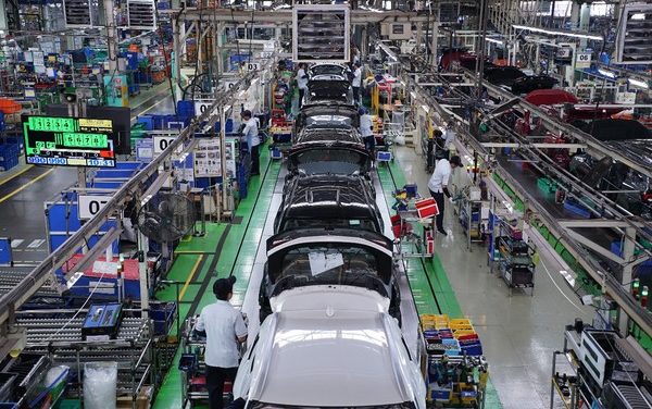 Transformasi Otomotif Di Era Modern