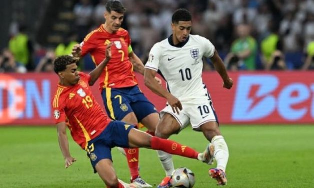 Fenomena Sepak Bola Yang Mendunia